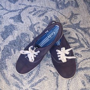 Navy classic Keds